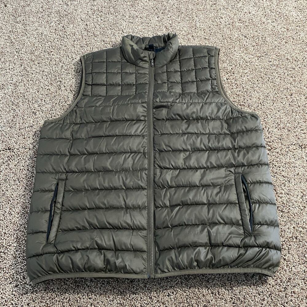 Z By Zella Men Women or Unisex XL Olive Puffer Vest Winter Active‎ Outdoor Zip
